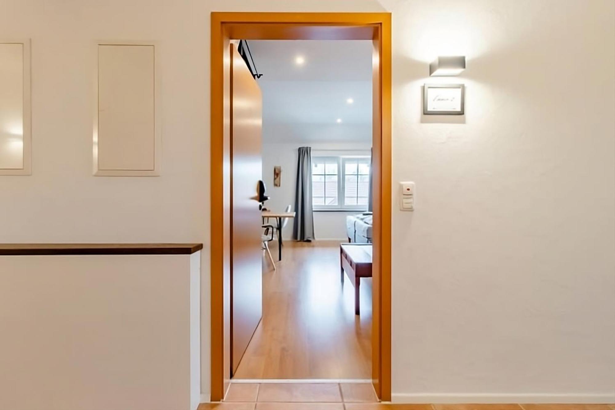 Komfortables Doppelzimmer In Kehl Goldscheuer - 1A Guesthouse エクステリア 写真