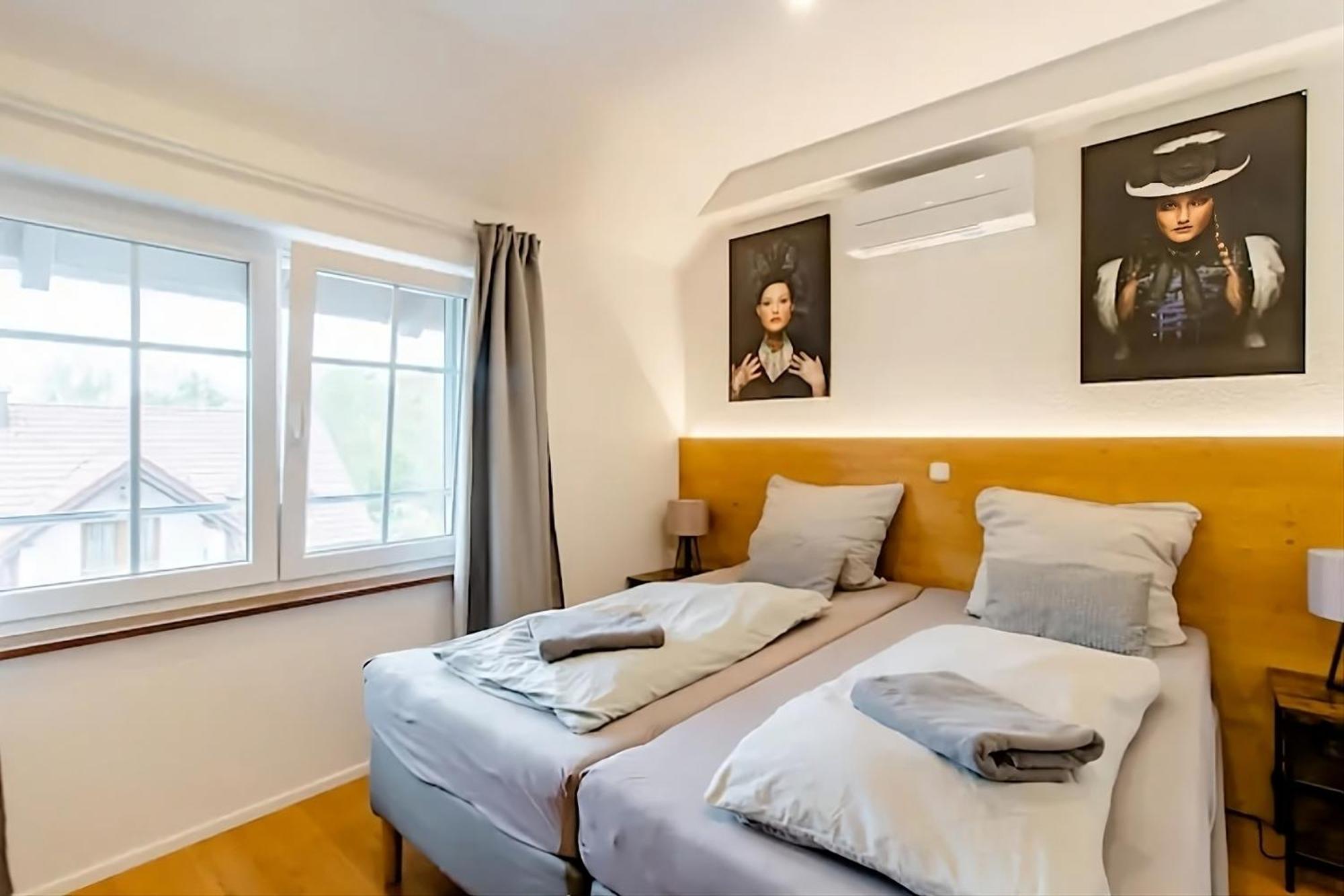 Komfortables Doppelzimmer In Kehl Goldscheuer - 1A Guesthouse エクステリア 写真
